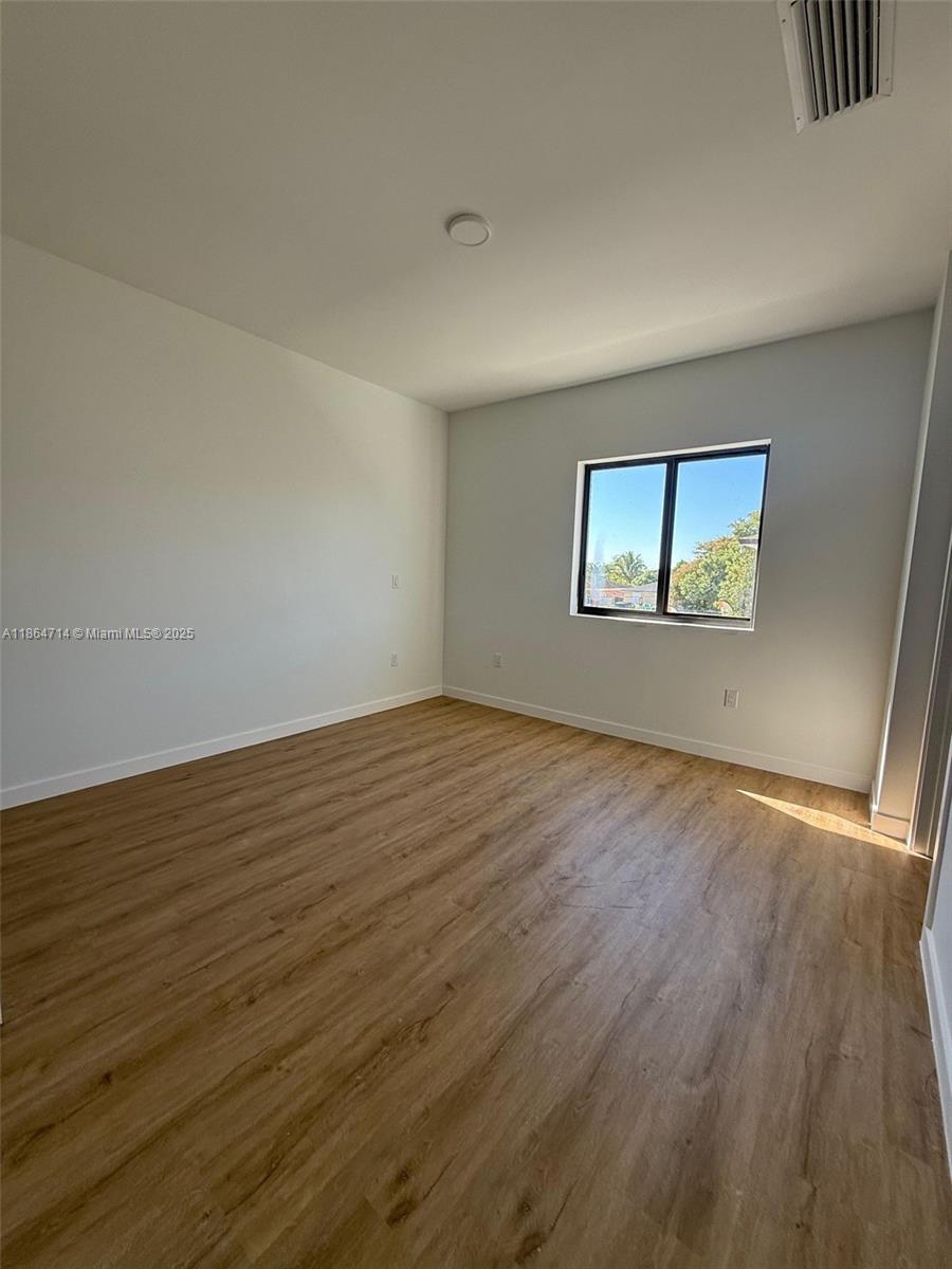 421 Sw 1 St 421 Property Photo 15