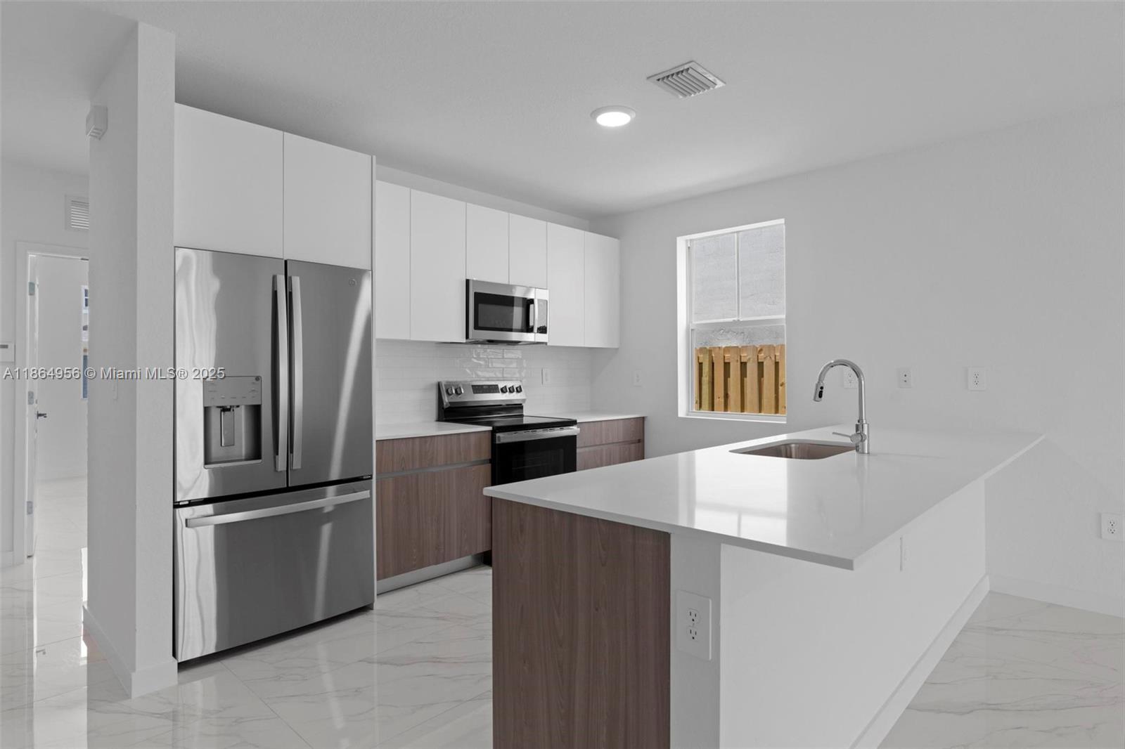 13351 Sw 274 St Property Photo 6