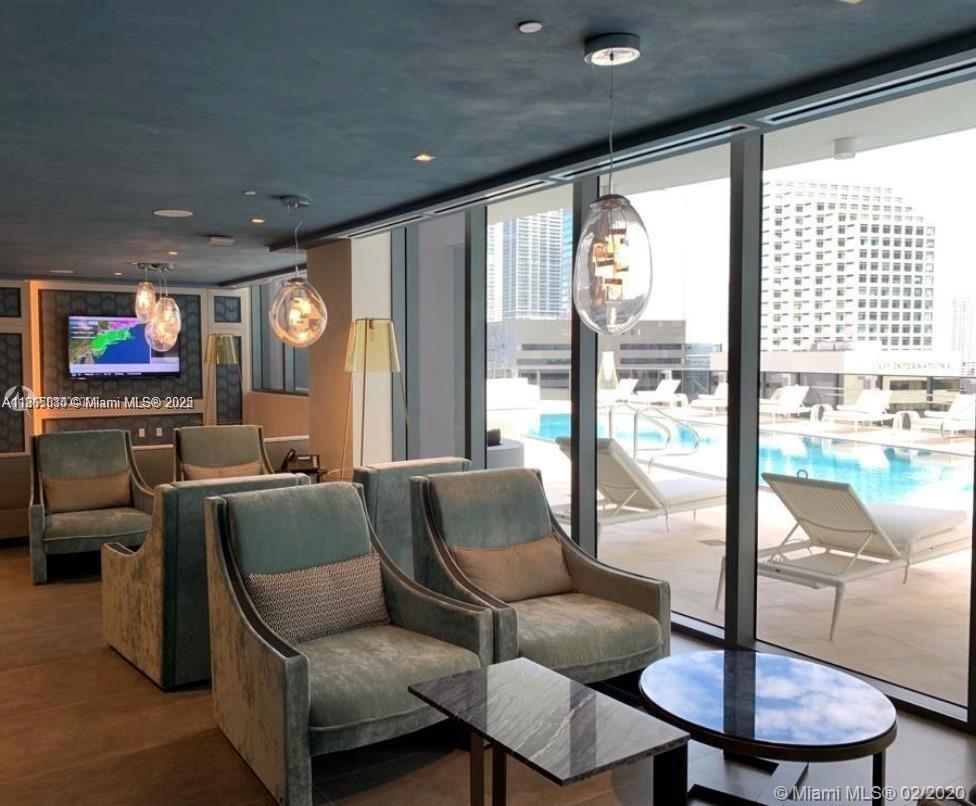 1000 Brickell Plz 3010 Property Photo 14