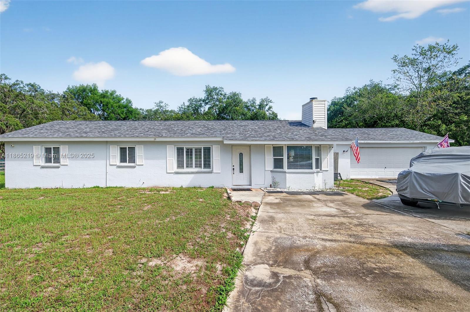 13227 Lake Karl Dr, Property Photo 1