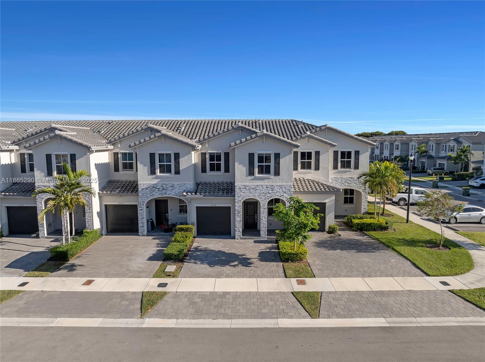 2608 Se 11th Ct 2608 Property Photo 8