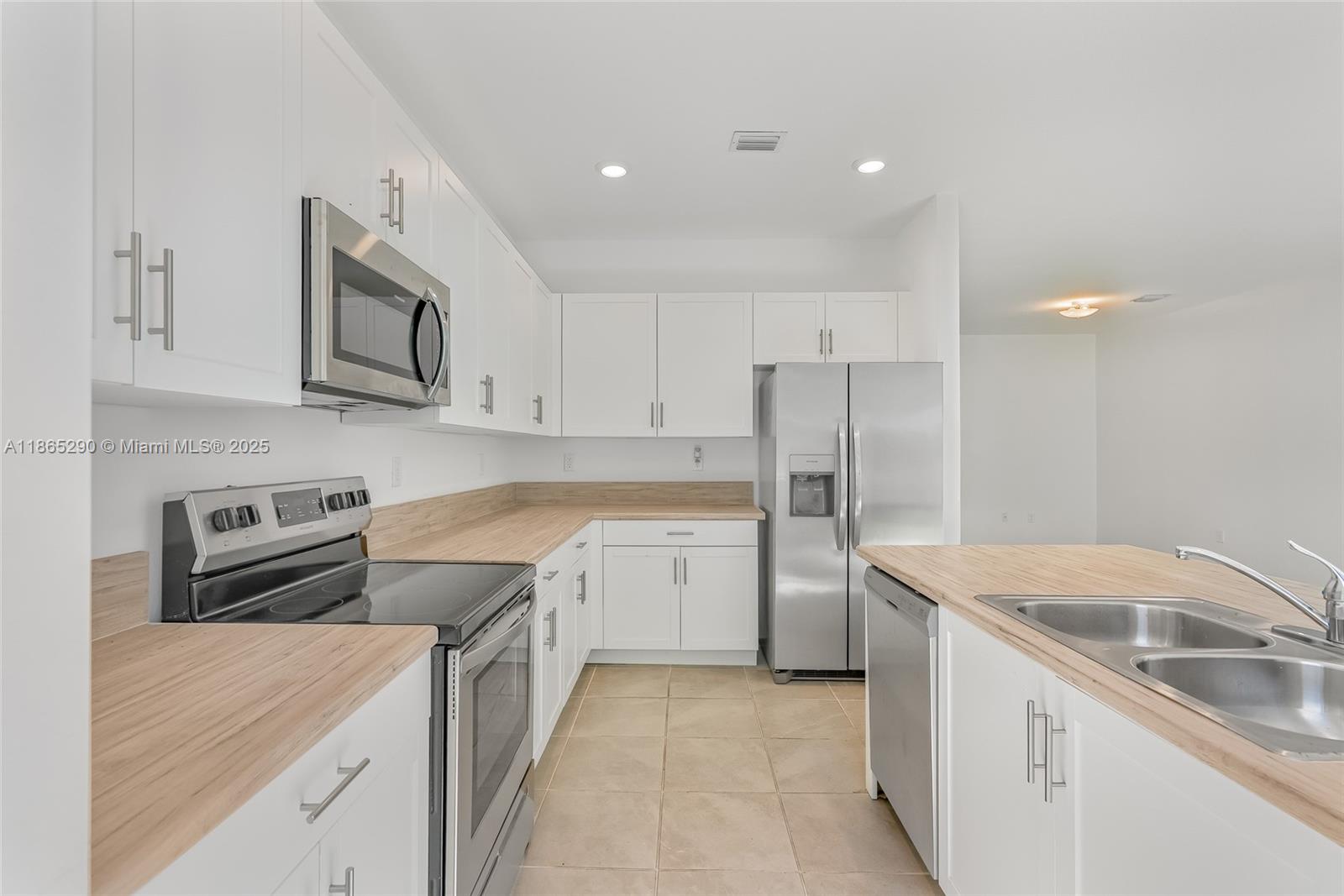 2608 Se 11th Ct 2608 Property Photo 28