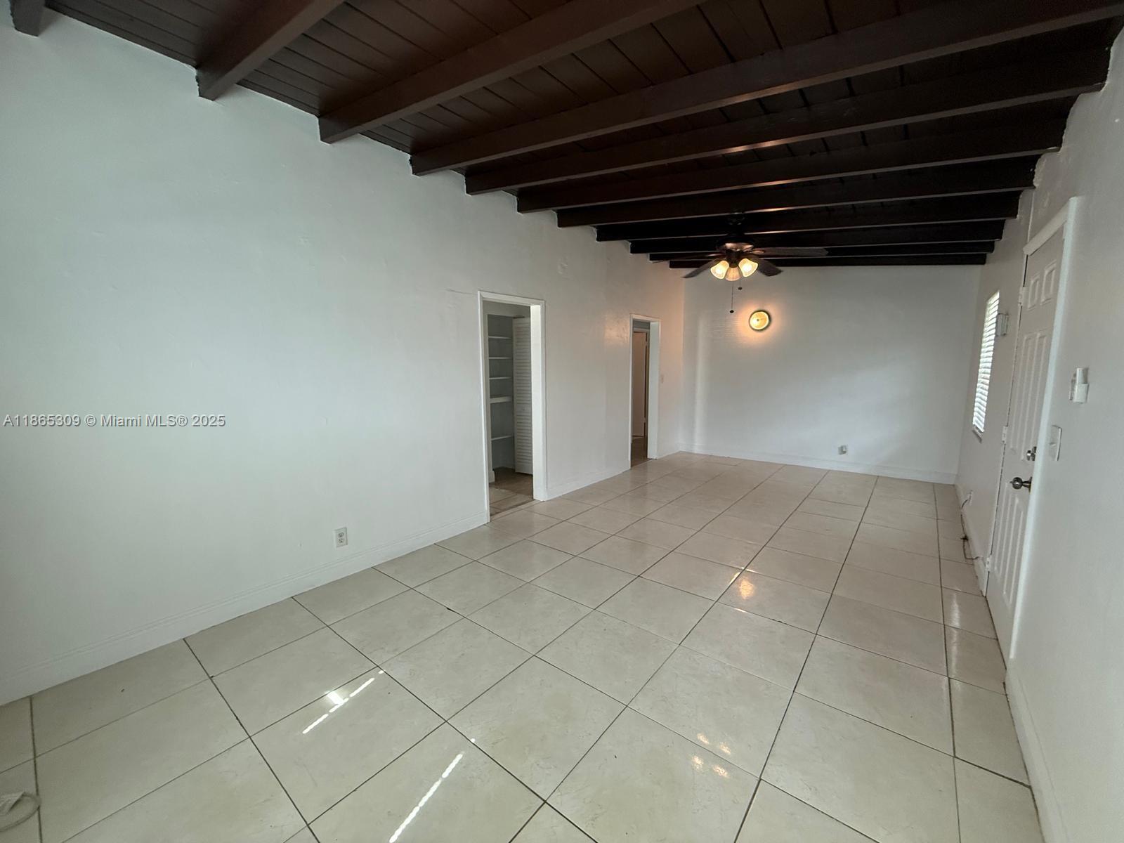 381 Nw 16th St 0 Property Photo 3