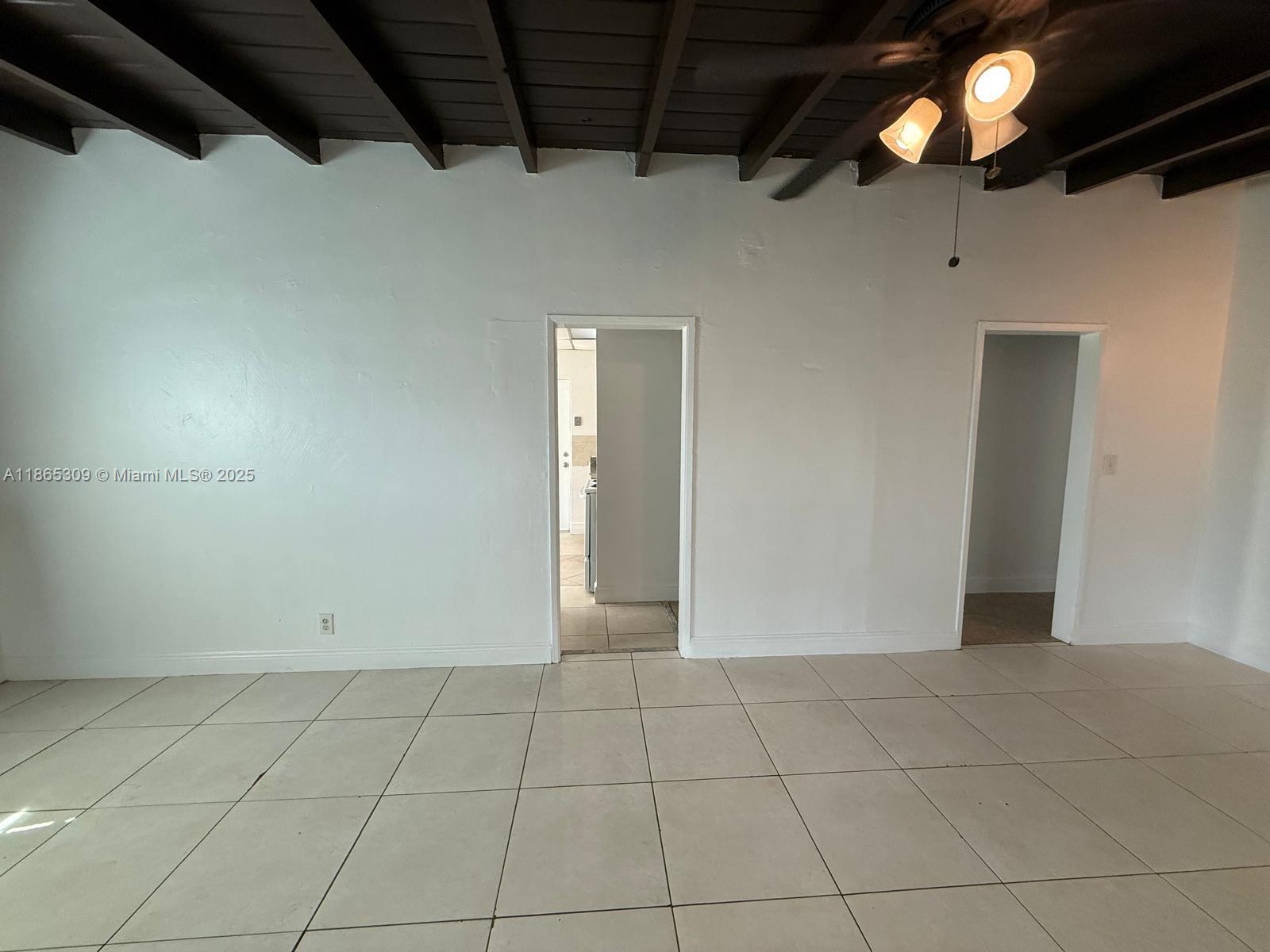 381 Nw 16th St 0 Property Photo 4