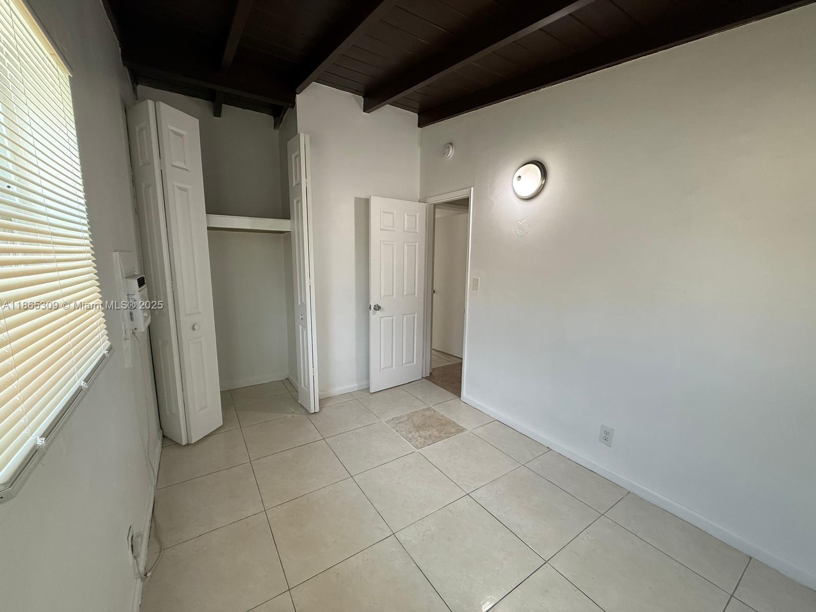 381 Nw 16th St 0 Property Photo 9