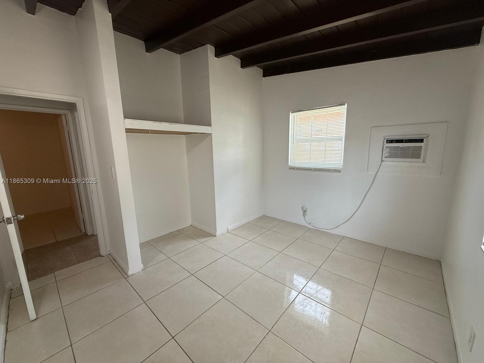 381 Nw 16th St 0 Property Photo 10