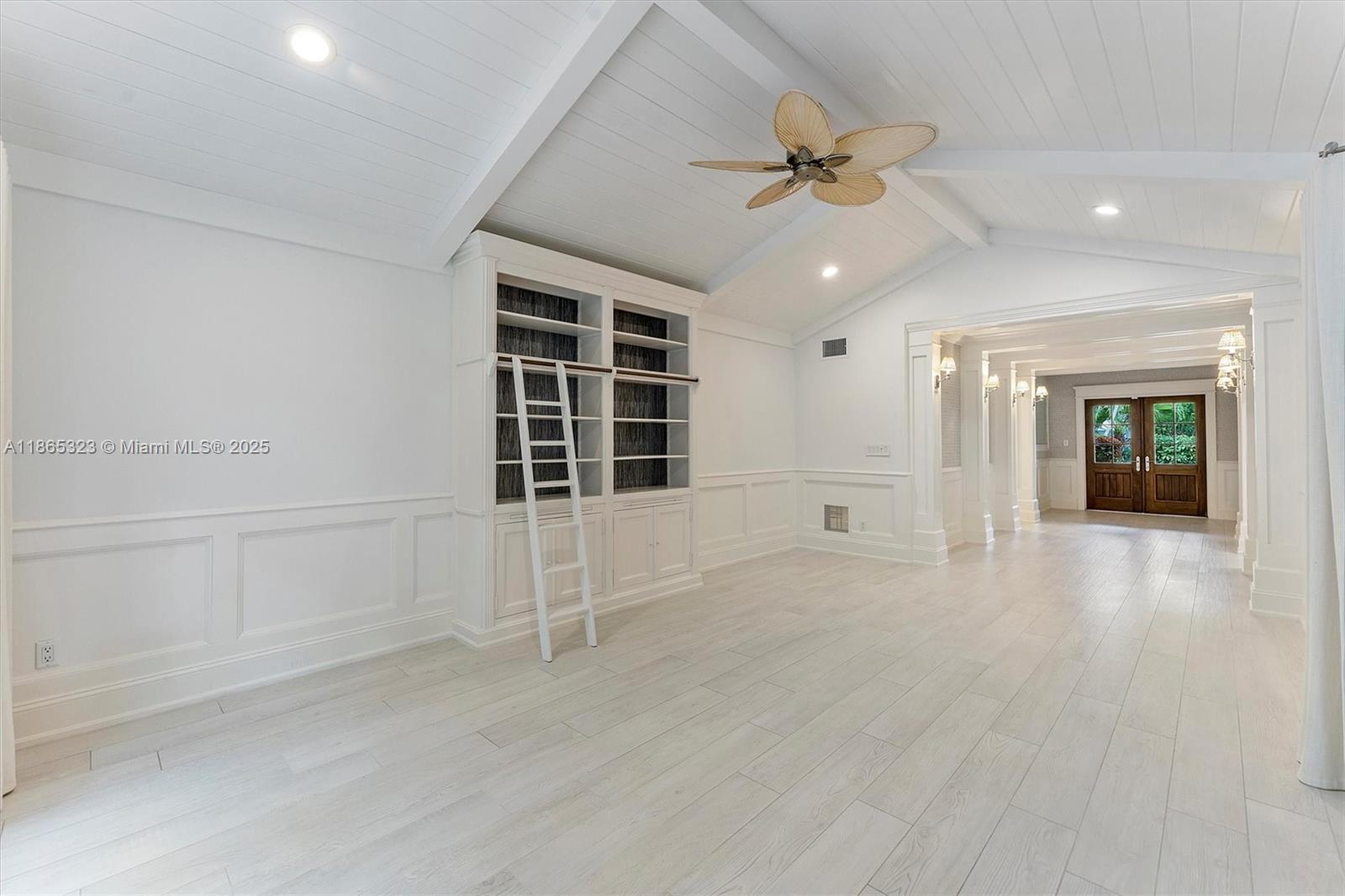 746 Marble Ct Property Photo 11