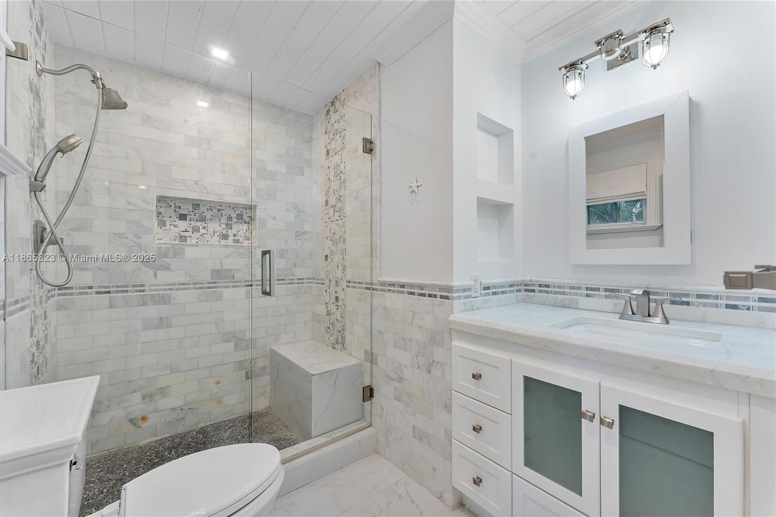 746 Marble Ct Property Photo 49