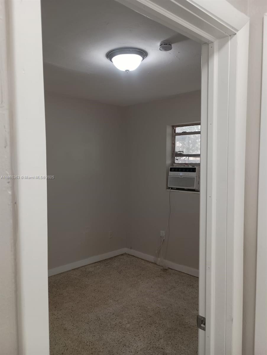 1140 Nw 9th St 1140 Property Photo 5