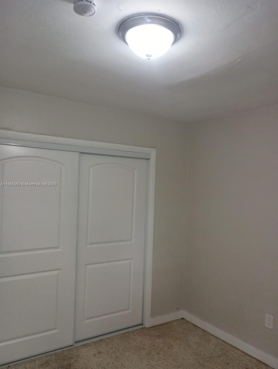 1140 Nw 9th St 1140 Property Photo 11