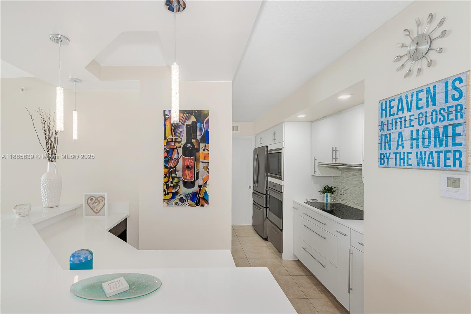 6917 Collins Ave 511 Property Photo 15