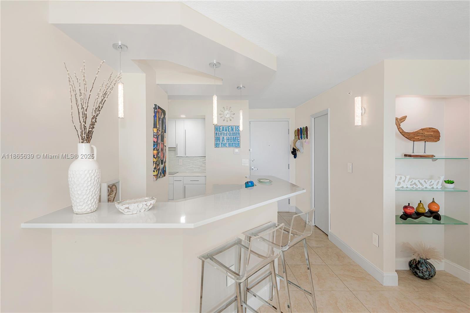 6917 Collins Ave 511 Property Photo 16