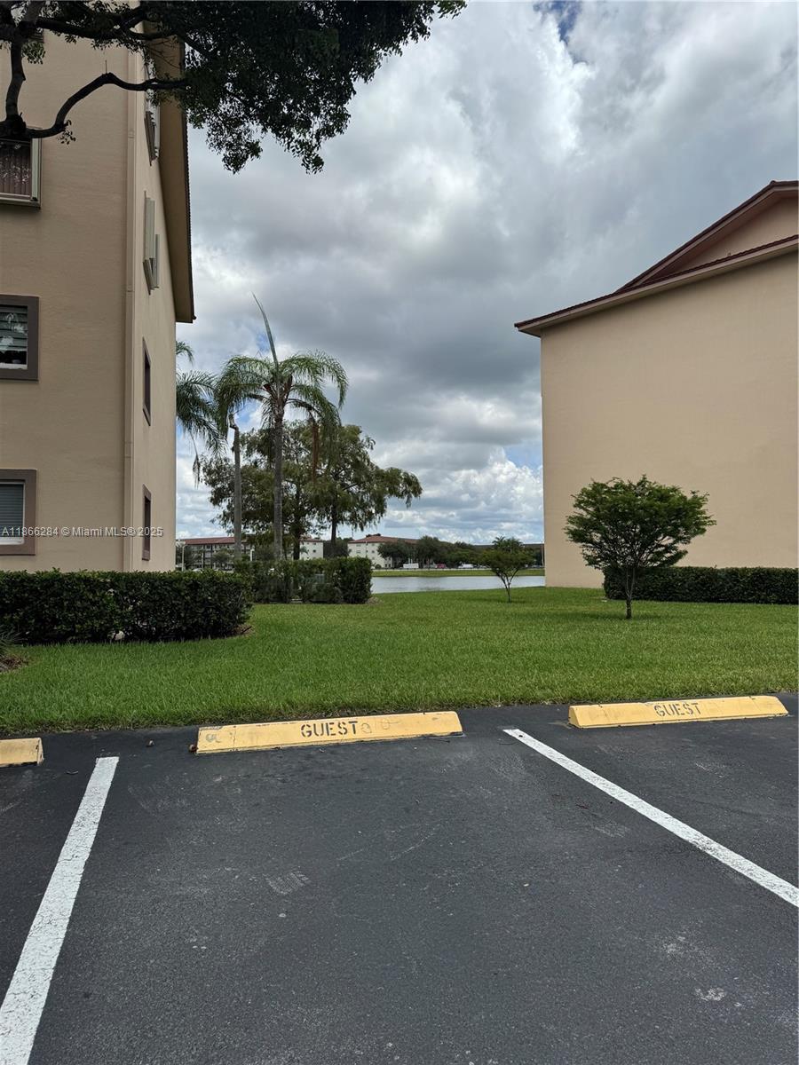 13101 Sw 11th Ct 204b Property Photo 4