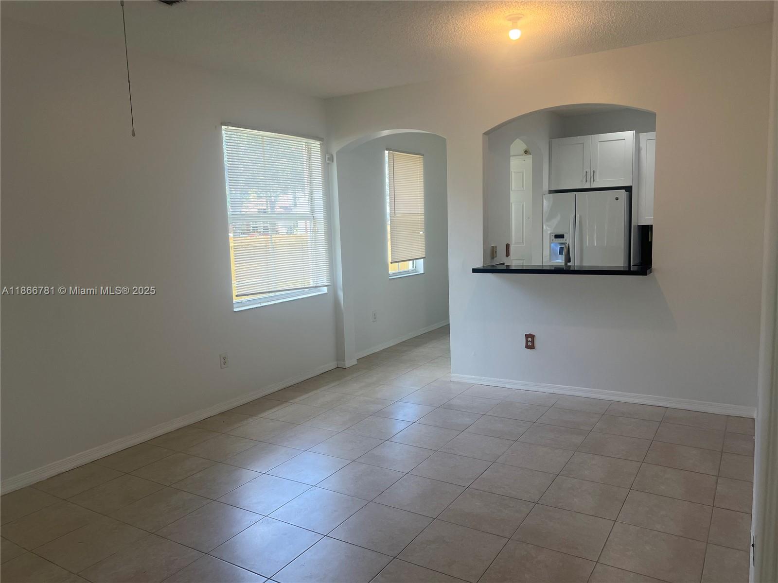 4287 Ne 9th St Property Photo 8