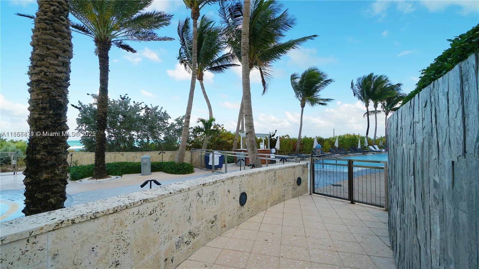 6801 Collins Ave 710 Property Photo 20