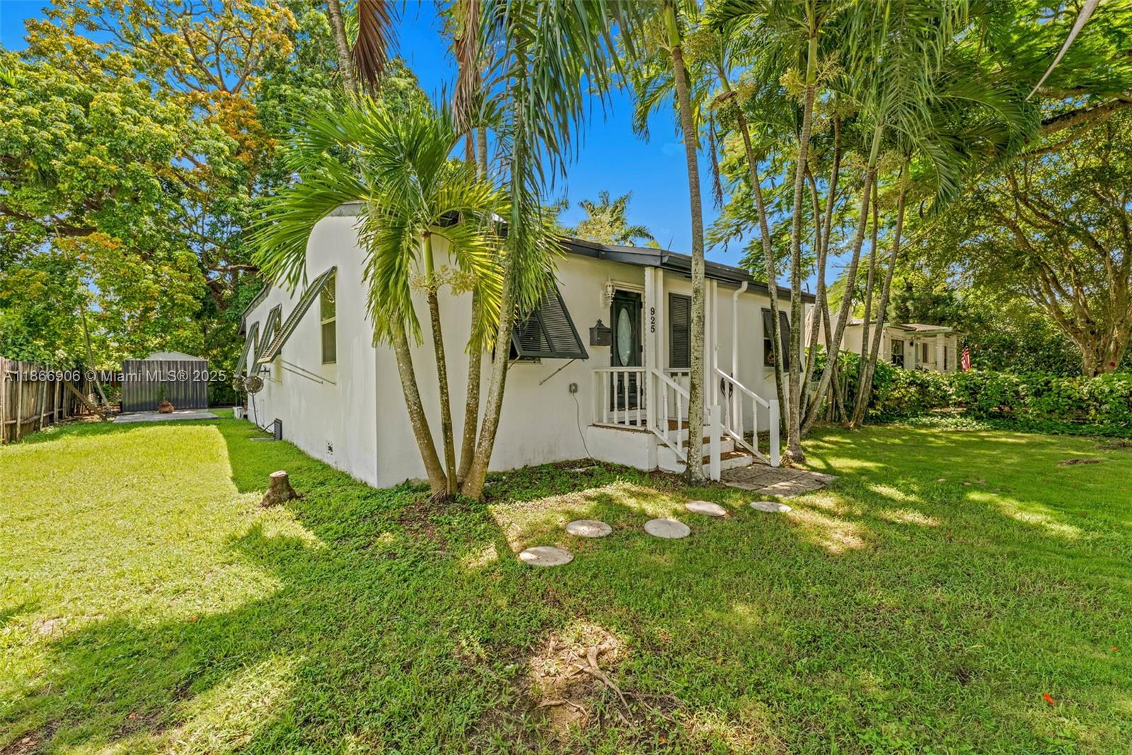 925 Nw 4th Ave Property Photo 3