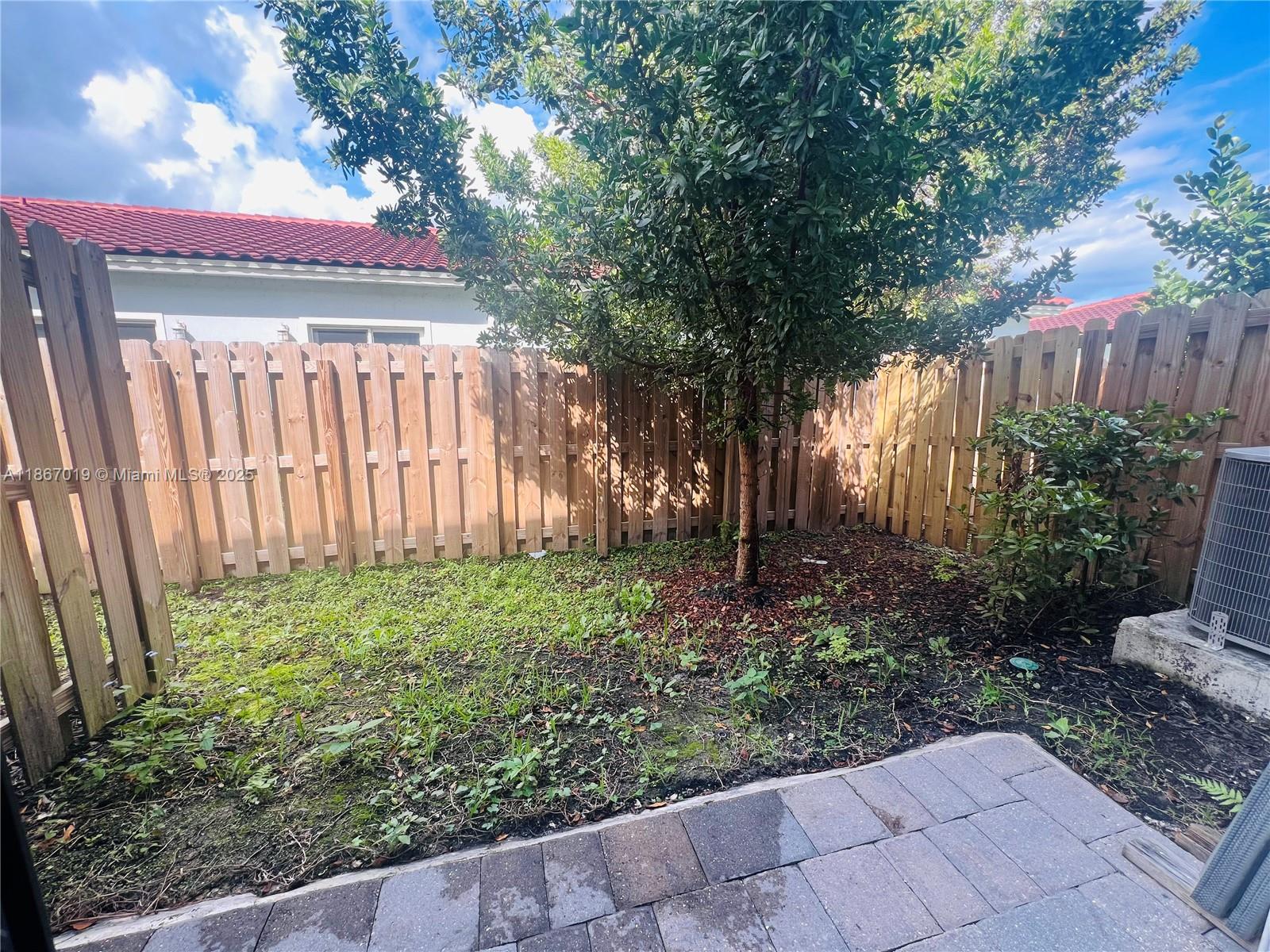 413 Ne 1st Dr 413 Property Photo 7