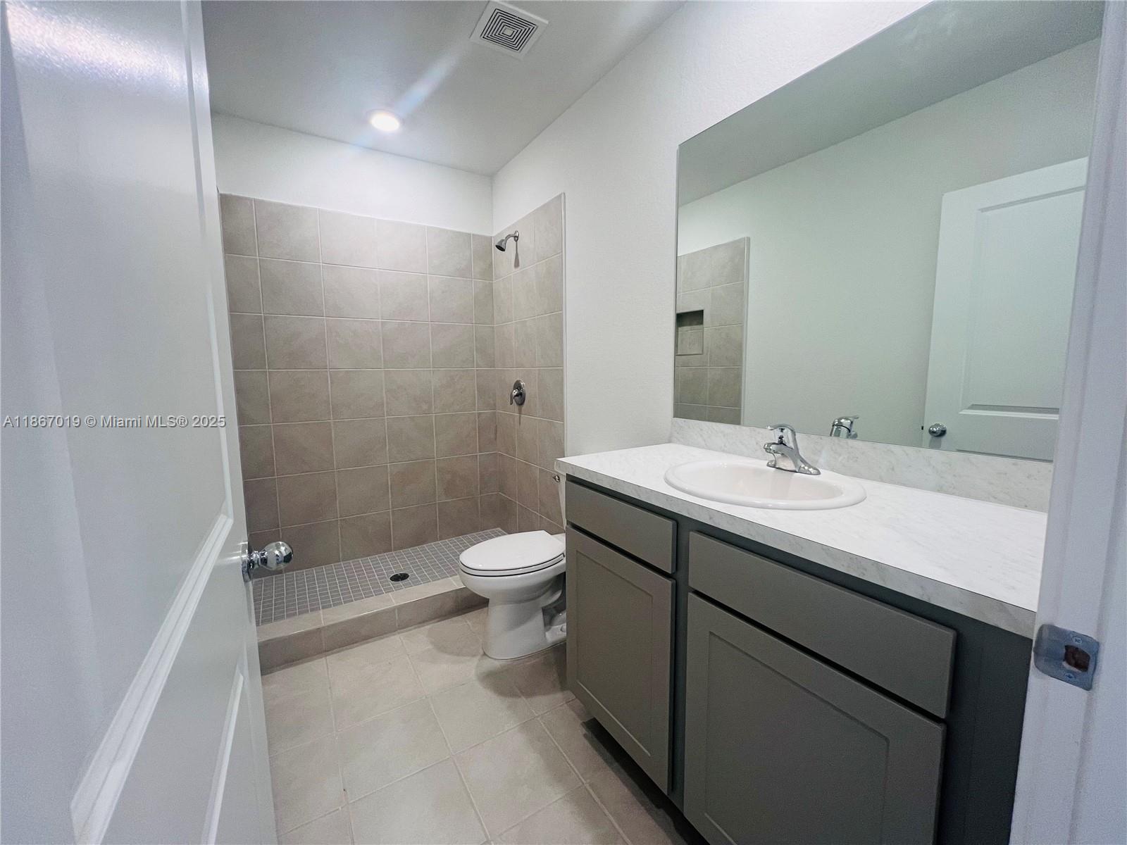 413 Ne 1st Dr 413 Property Photo 16