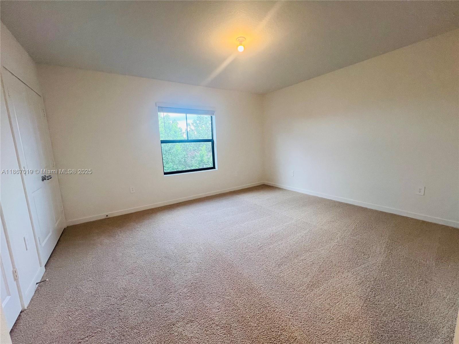 413 Ne 1st Dr 413 Property Photo 17