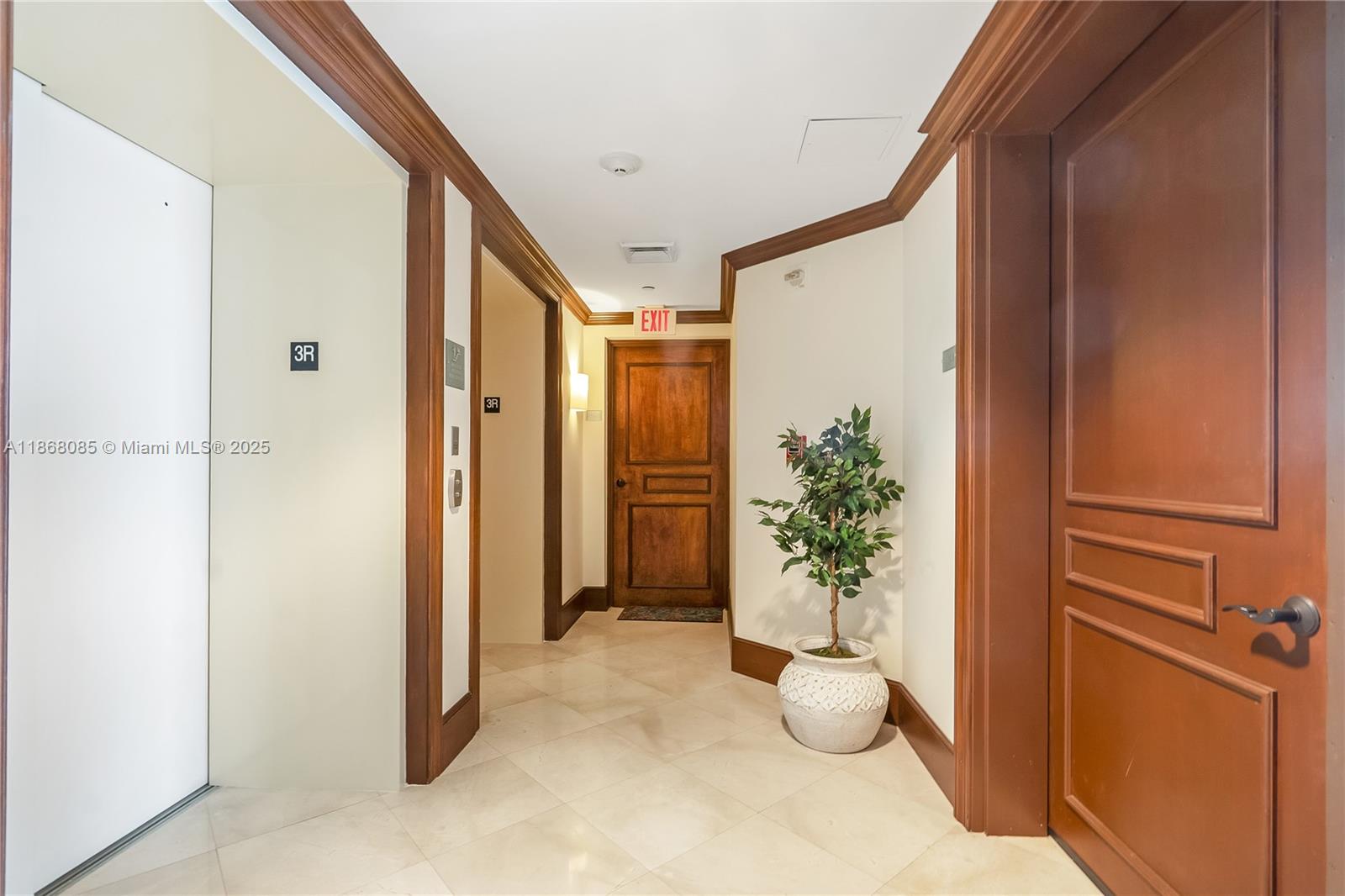 1460 S Ocean Blvd 304 Property Photo 21