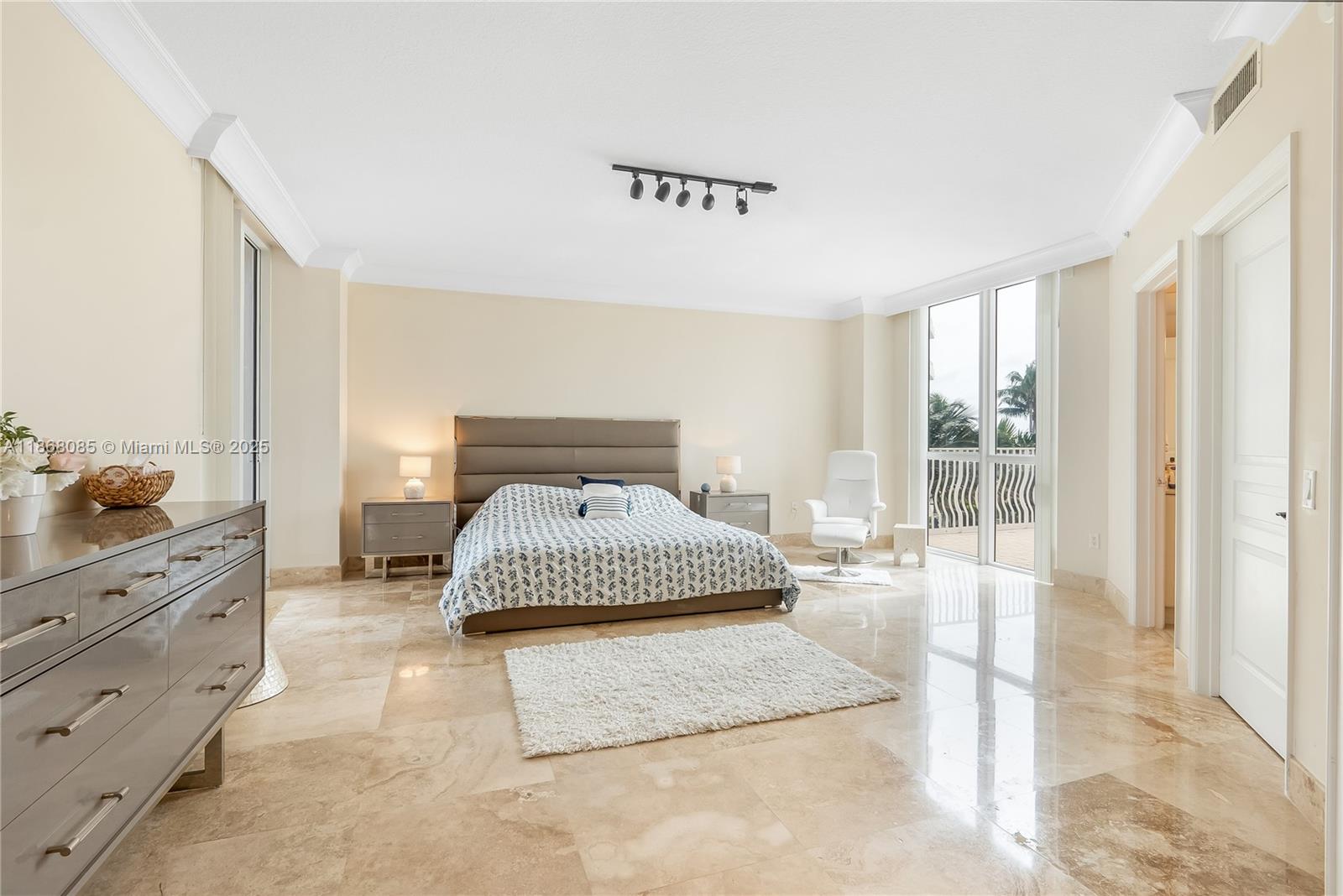1460 S Ocean Blvd 304 Property Photo 52