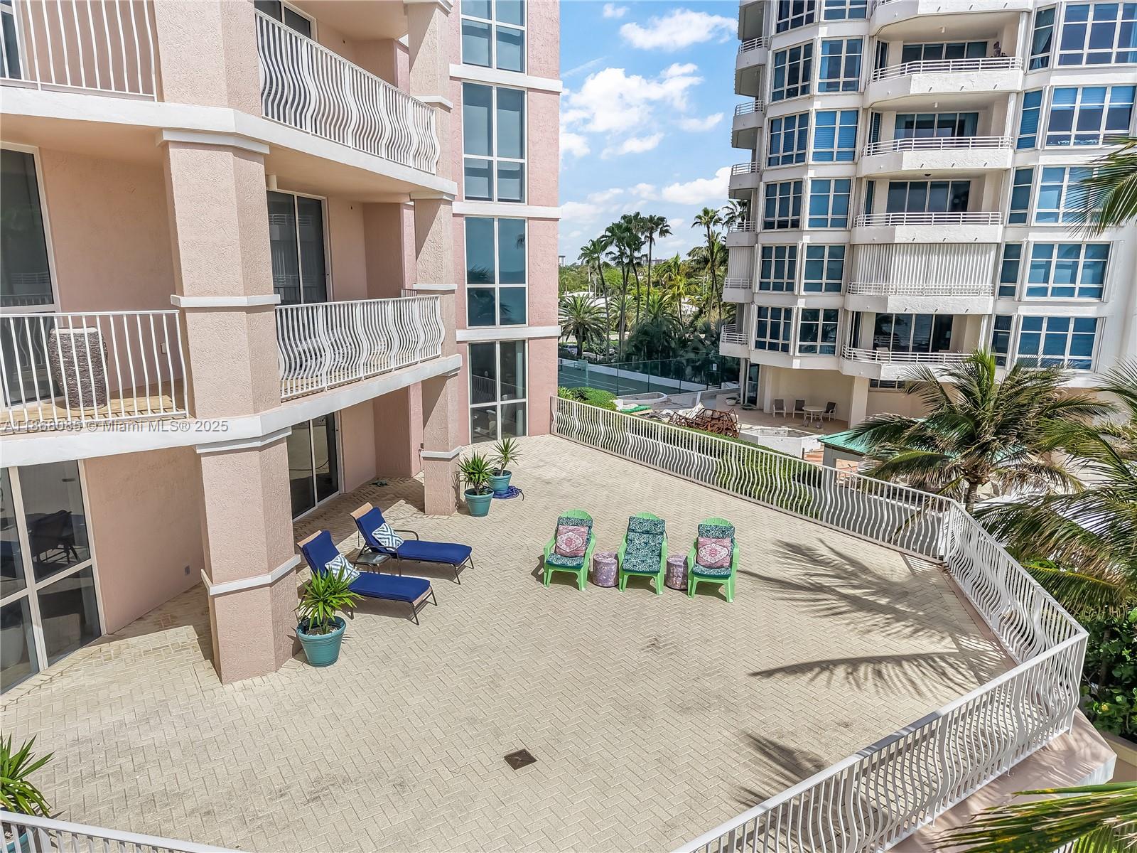 1460 S Ocean Blvd 304 Property Photo 64