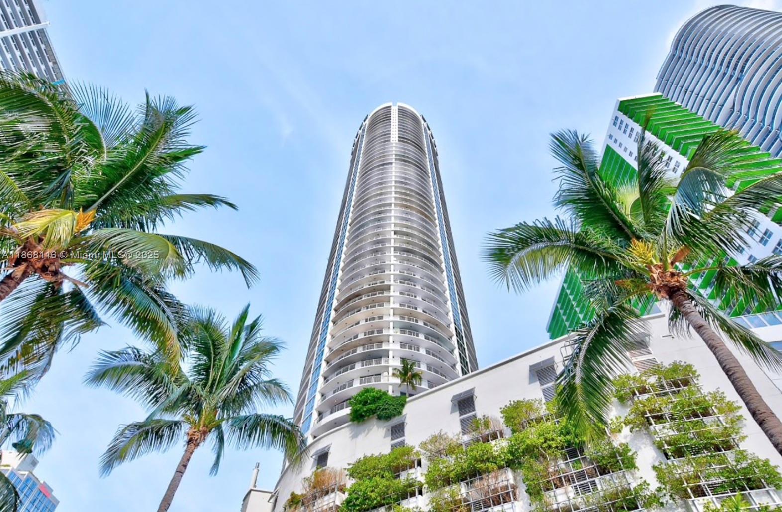 1750 N Bayshore Dr 2804 Property Photo 1