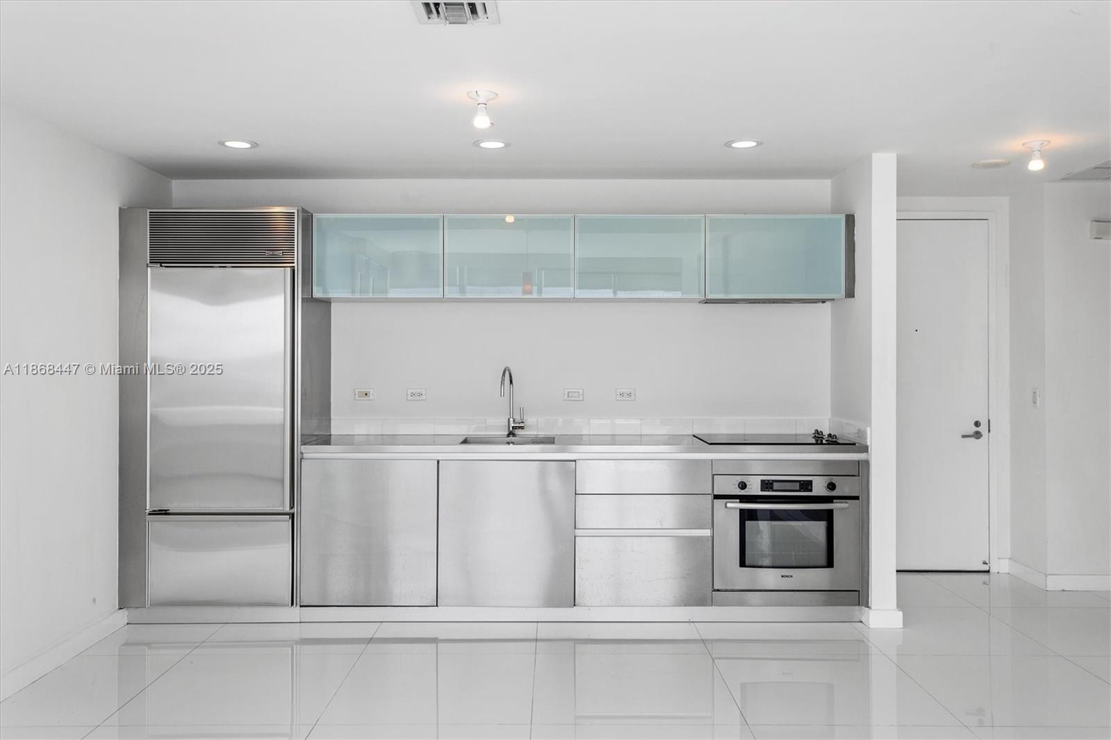 1040 Biscayne Blvd 3106 Property Photo 7