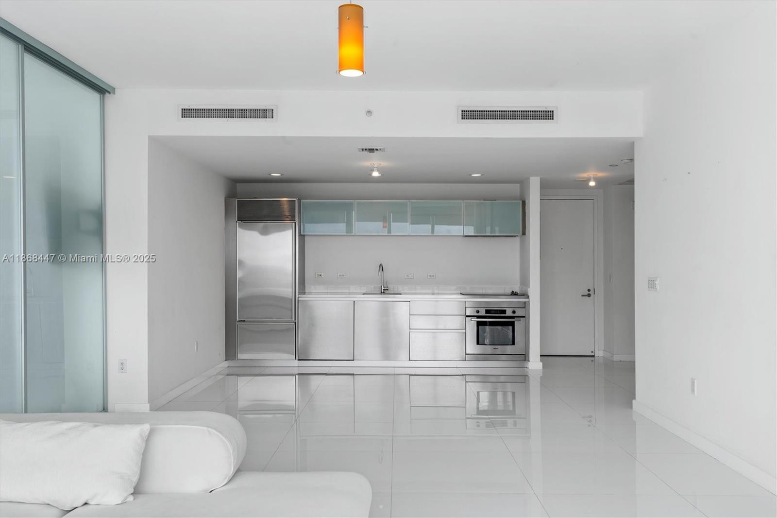 1040 Biscayne Blvd 3106 Property Photo 11