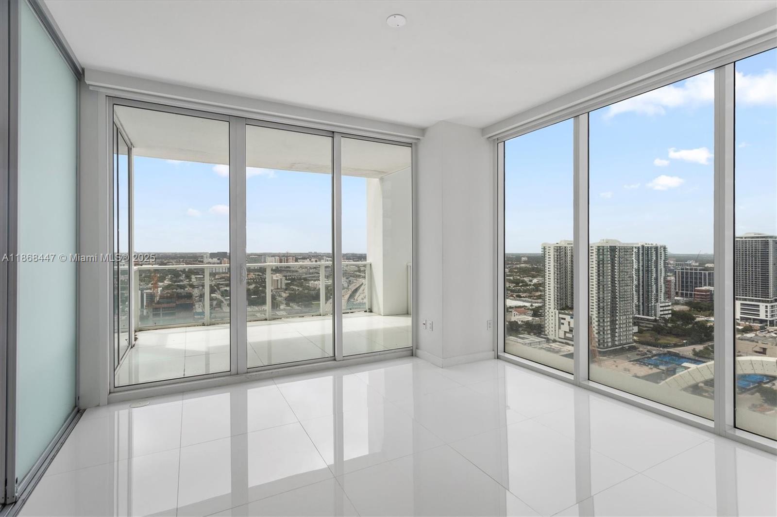 1040 Biscayne Blvd 3106 Property Photo 14