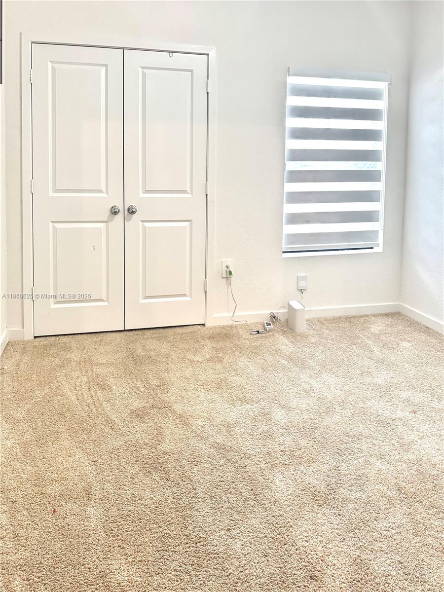 105 Ne 3rd Ct 105 Property Photo 9