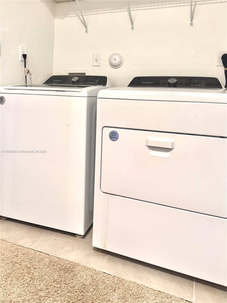 105 Ne 3rd Ct 105 Property Photo 13