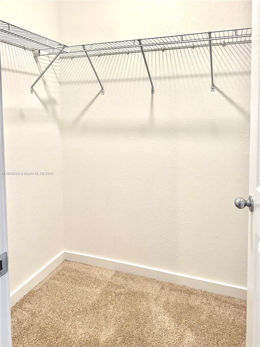 105 Ne 3rd Ct 105 Property Photo 18