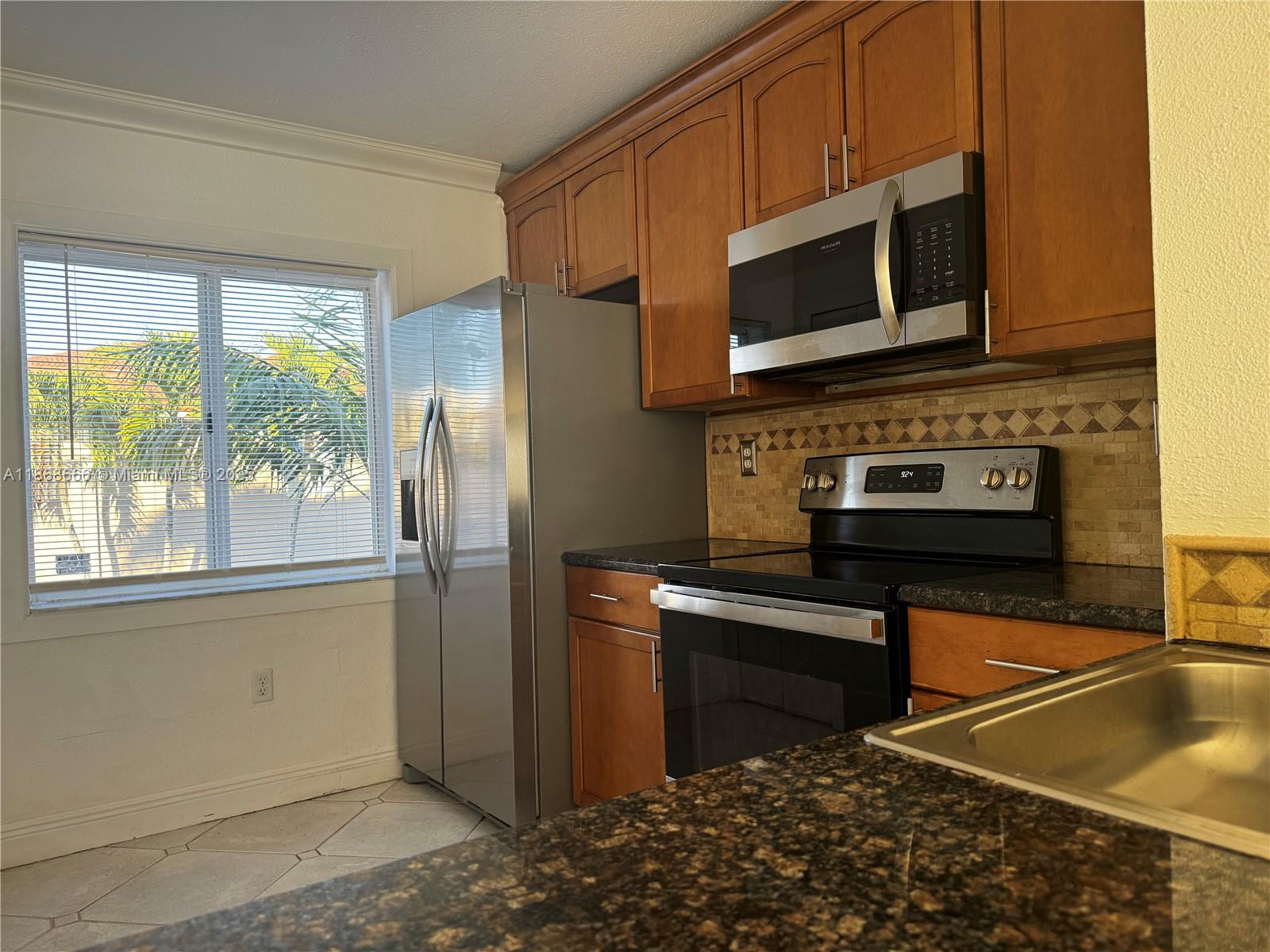 154 Riviera Cir 154 Property Photo 9