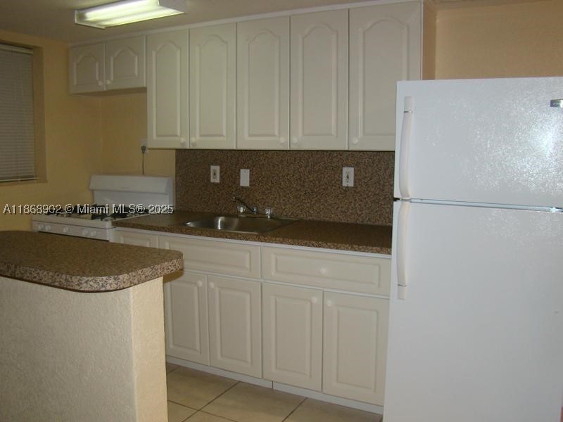 3901 Sw 112th Ave 46 Property Photo 4
