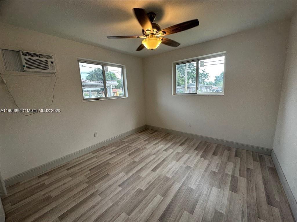 1255 Ne 110th Ter Property Photo 6