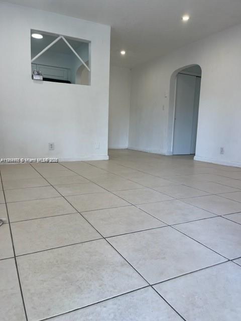 1204 Ne 5th Ave Property Photo 4