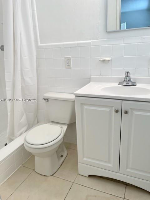1204 Ne 5th Ave Property Photo 8
