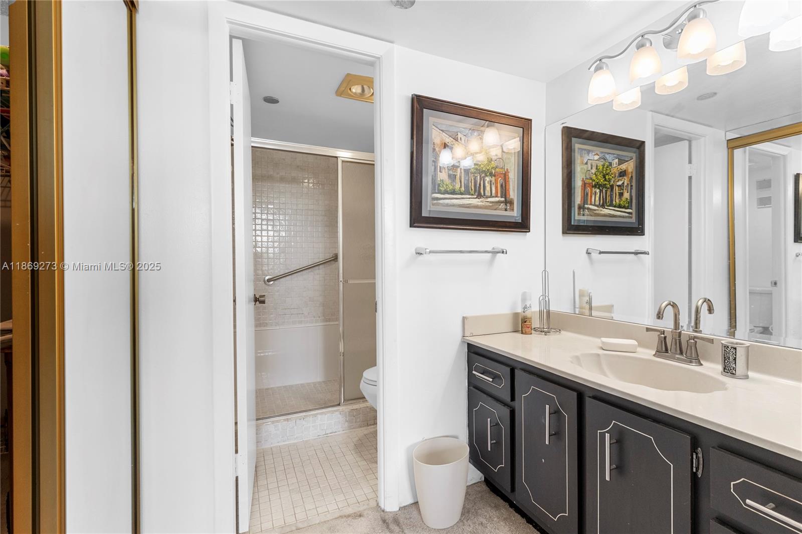 1000 Saint Charles Pl 319 Property Photo 15