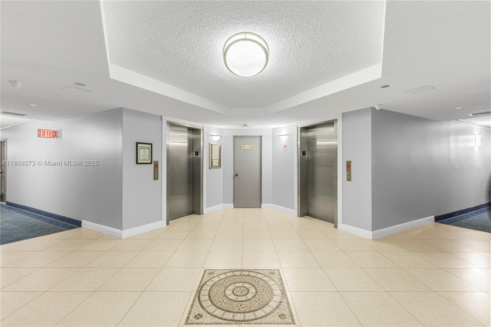 1000 Saint Charles Pl 319 Property Photo 25