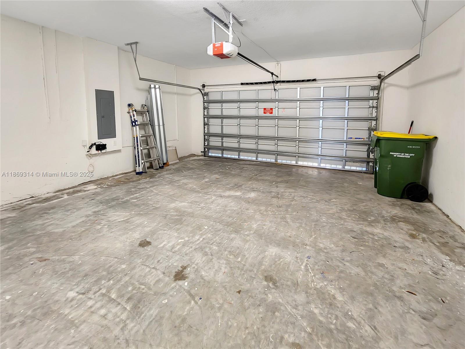 1401 Se 27th Ter Property Photo 18