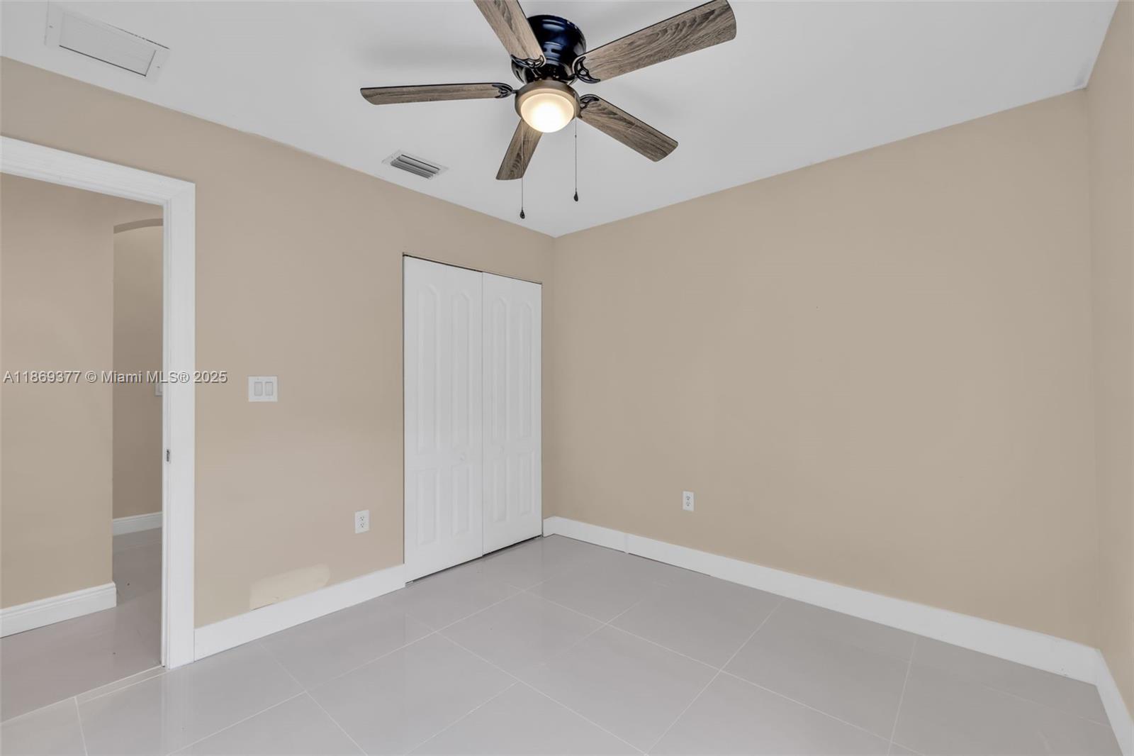 2014 Ne 4th Ct Property Photo 15