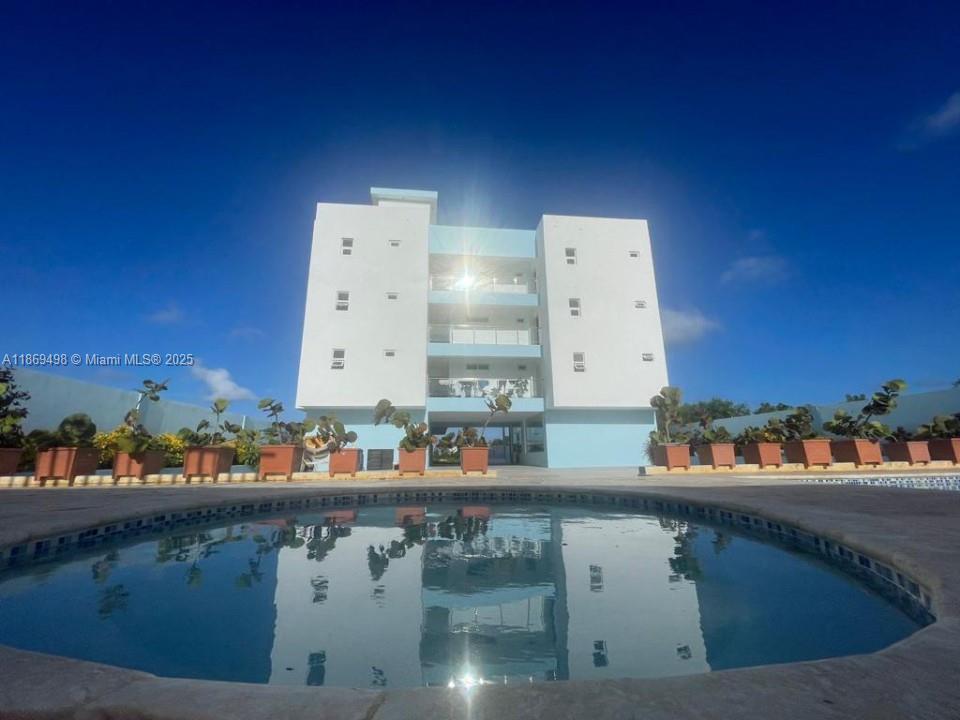 A11869498 Property Photo 1