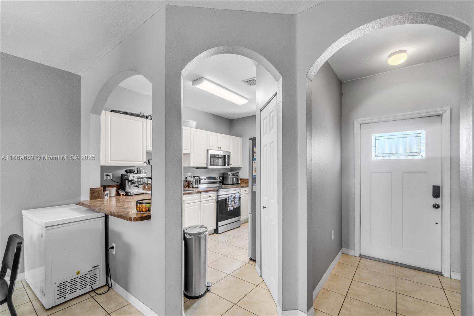 120 Se 6th Rd Property Photo 6