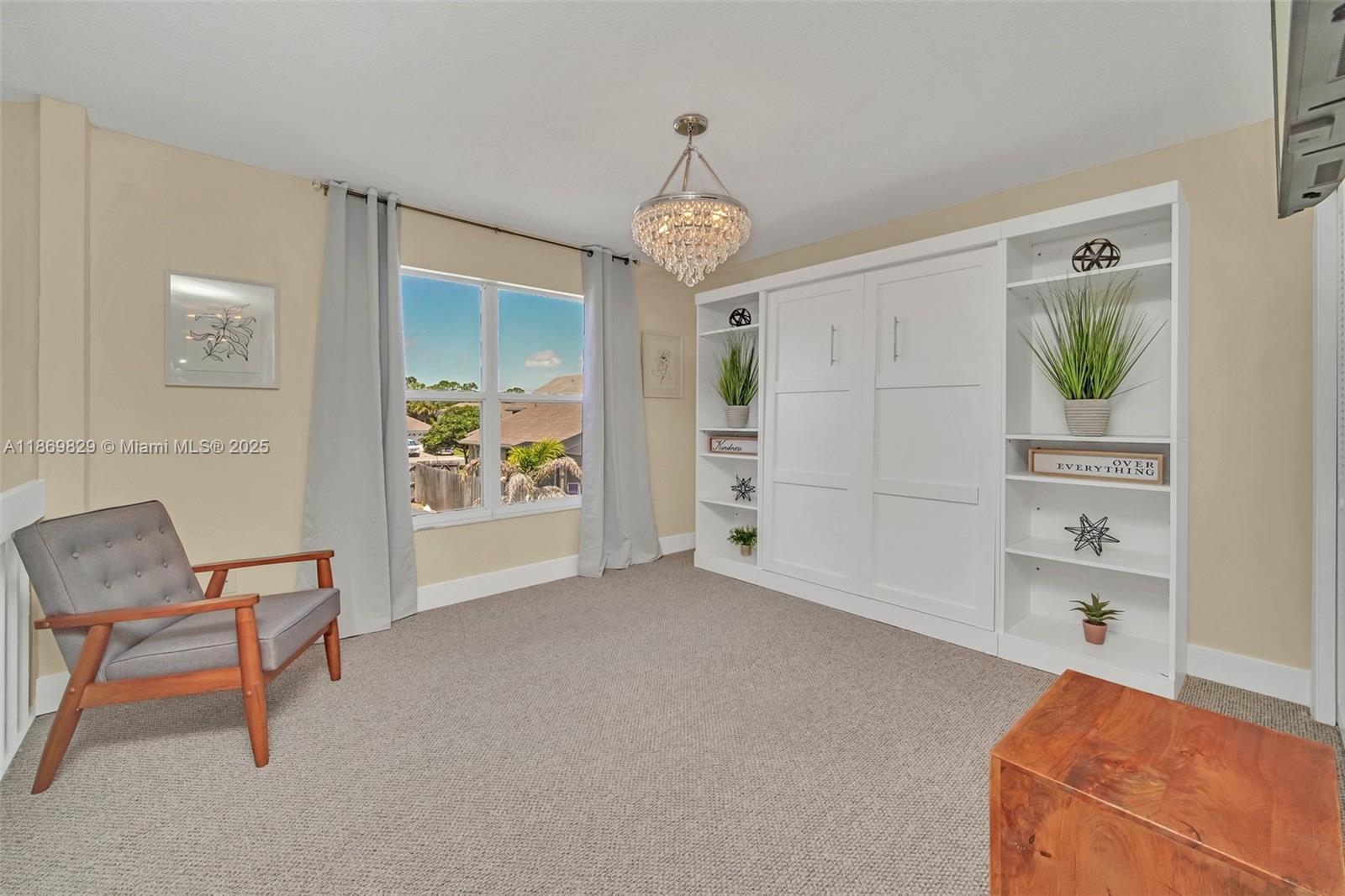 2915 Pembridge St Property Photo 19