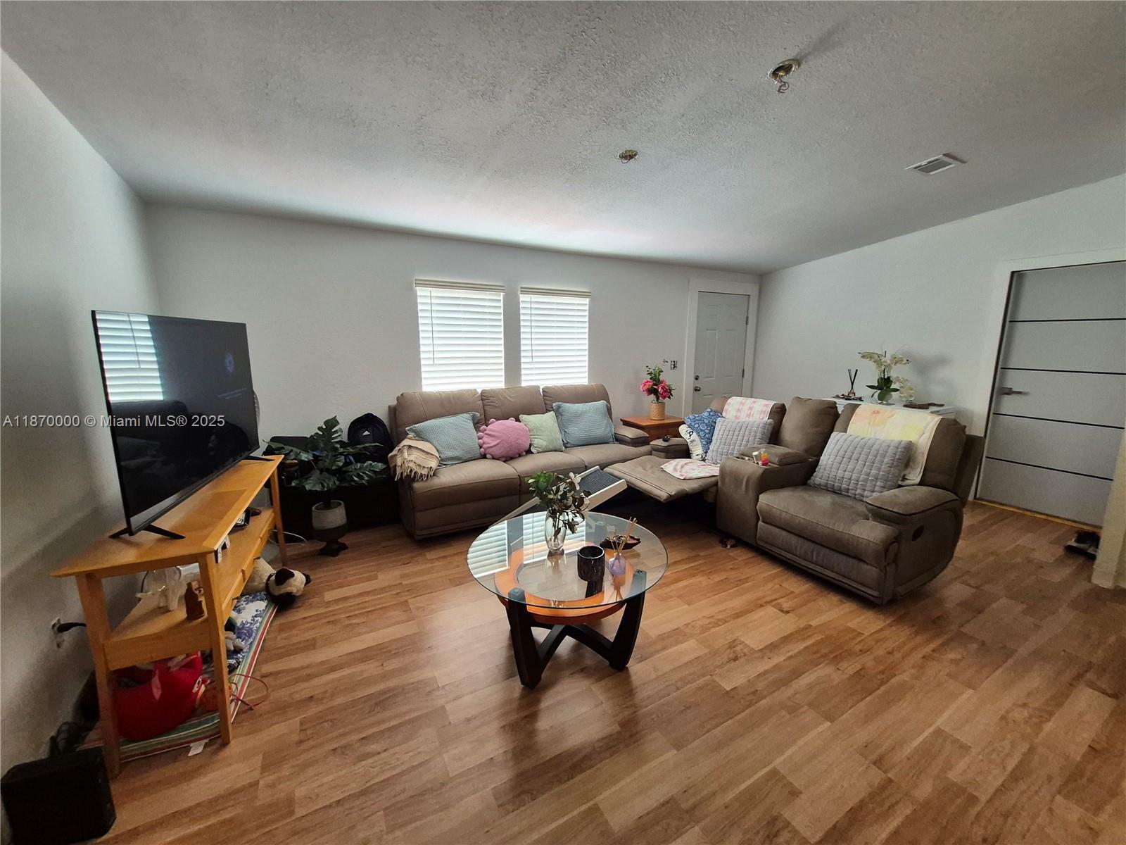 220 Ne 12th Ave Unit 157 Property Photo 6