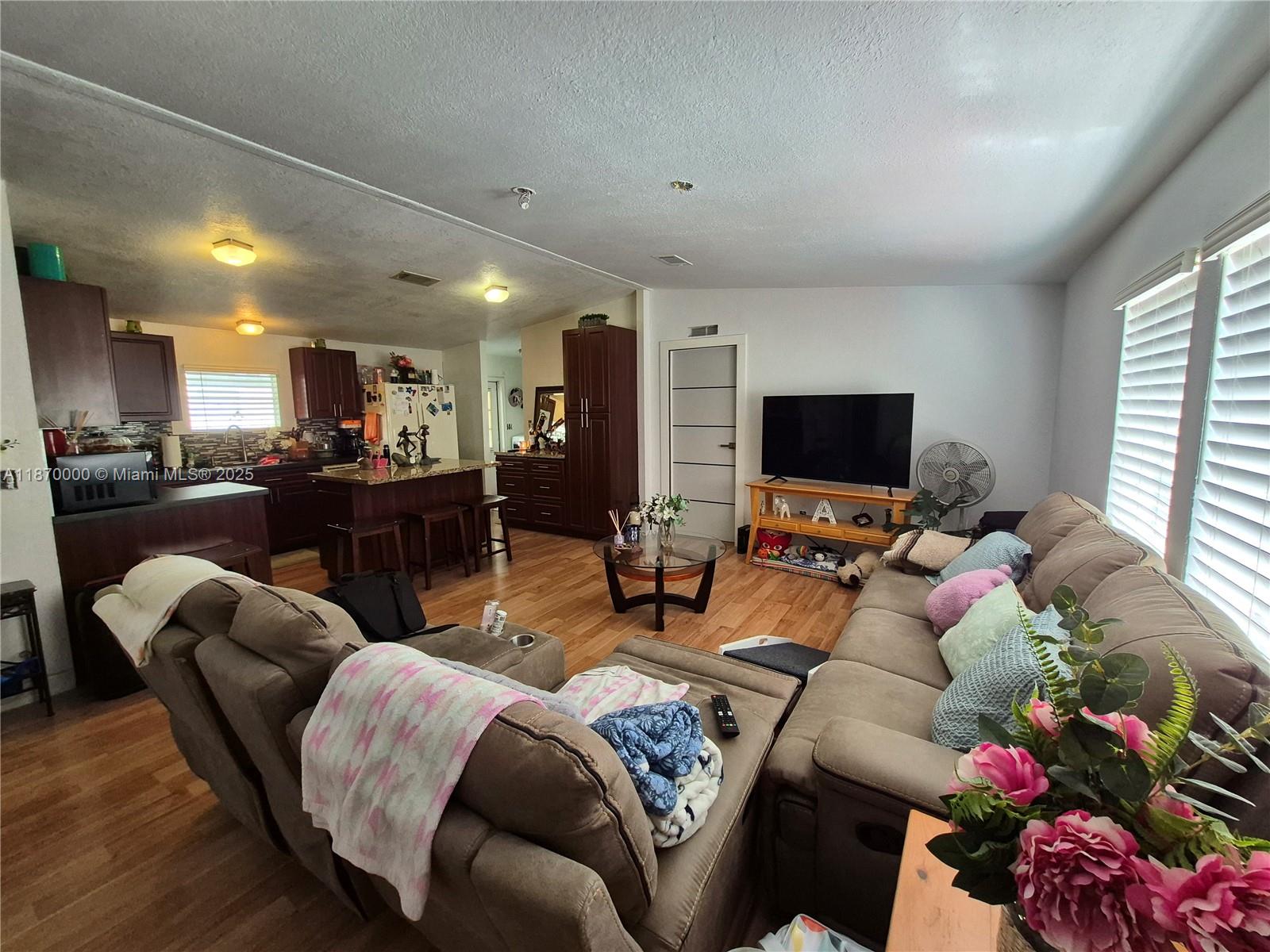 220 Ne 12th Ave Unit 157 Property Photo 7