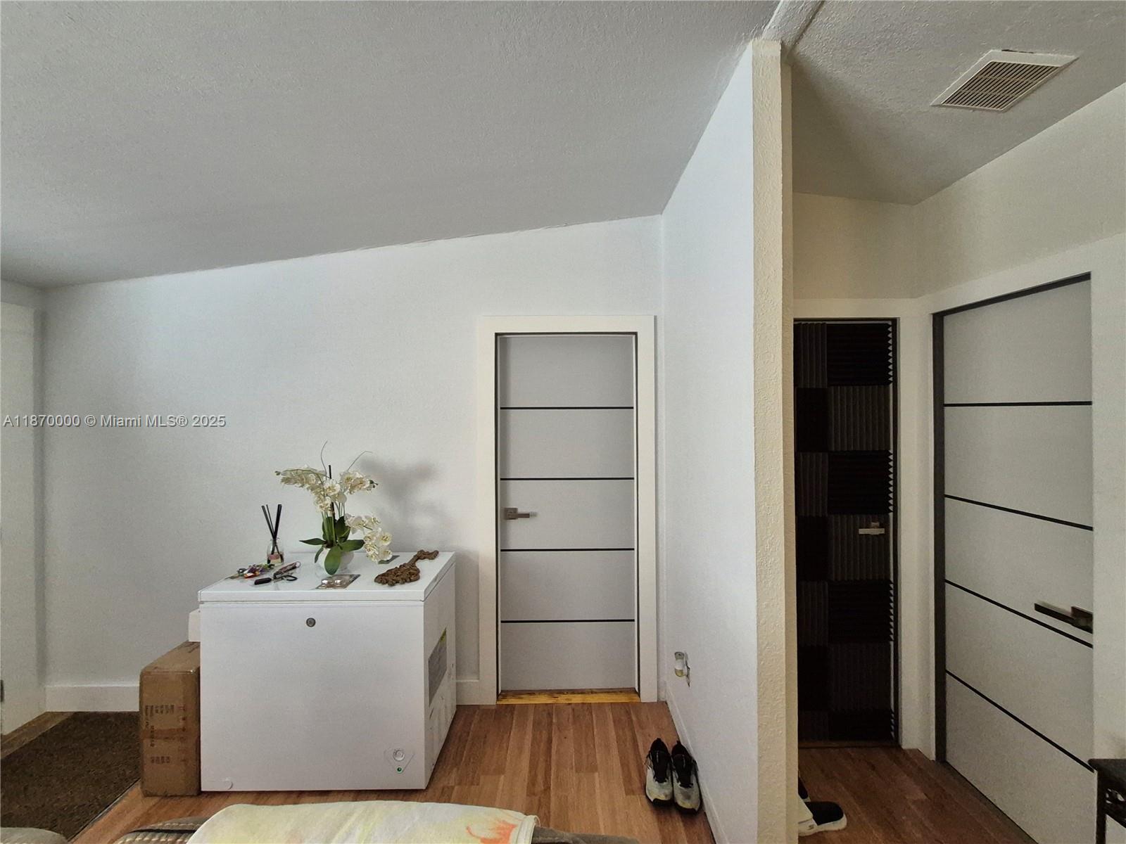 220 Ne 12th Ave Unit 157 Property Photo 19