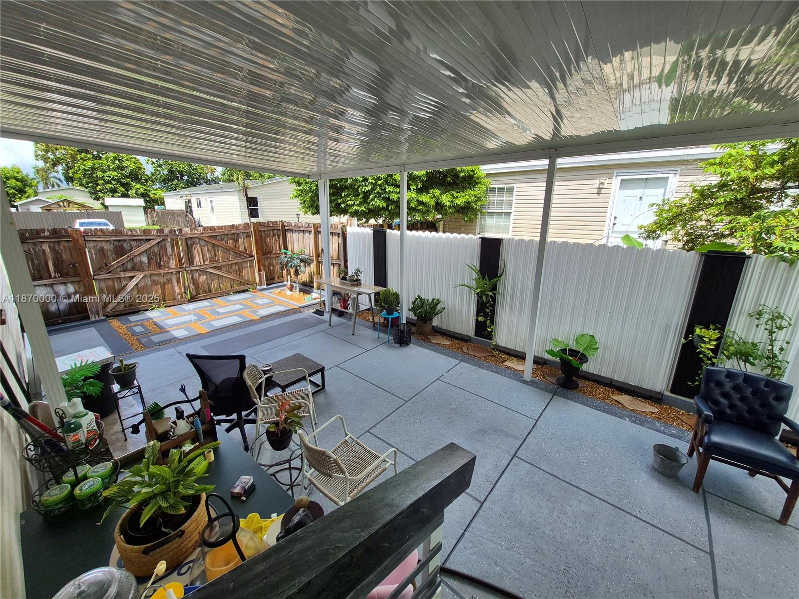 220 Ne 12th Ave Unit 157 Property Photo 28