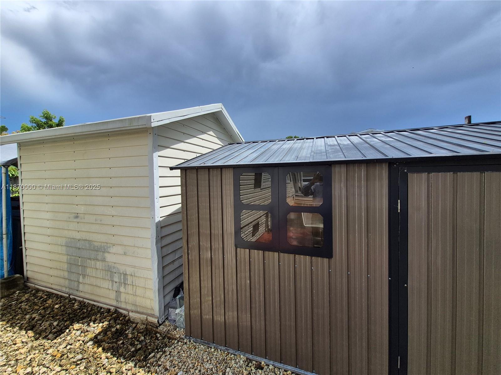 220 Ne 12th Ave Unit 157 Property Photo 35